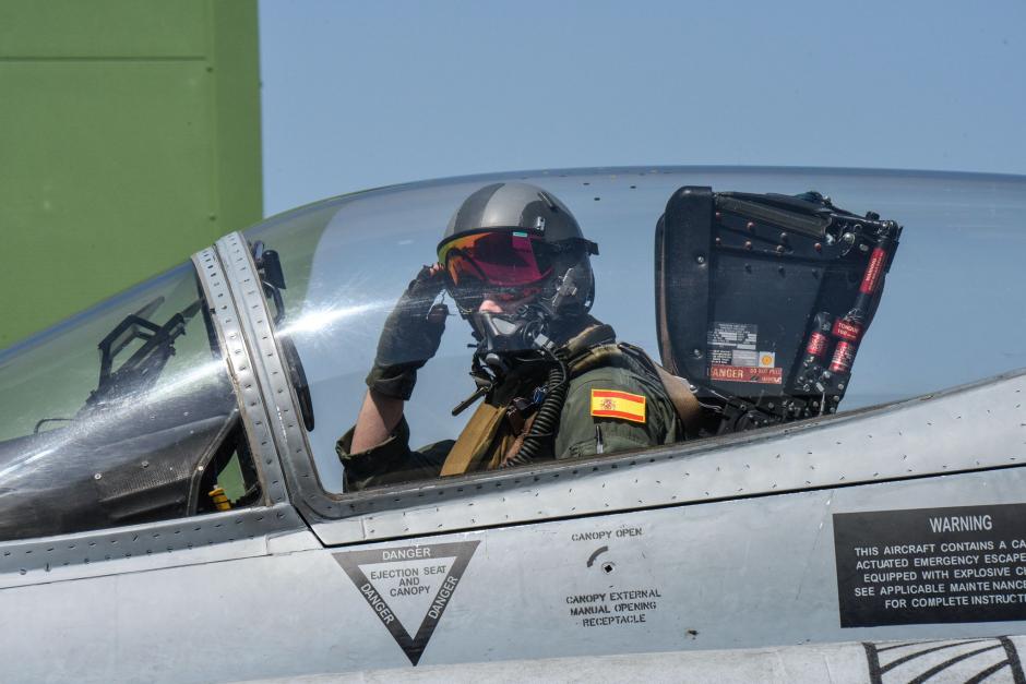 Un piloto de un F-18 del Destacamento Vilkas del Ejército del Aire español