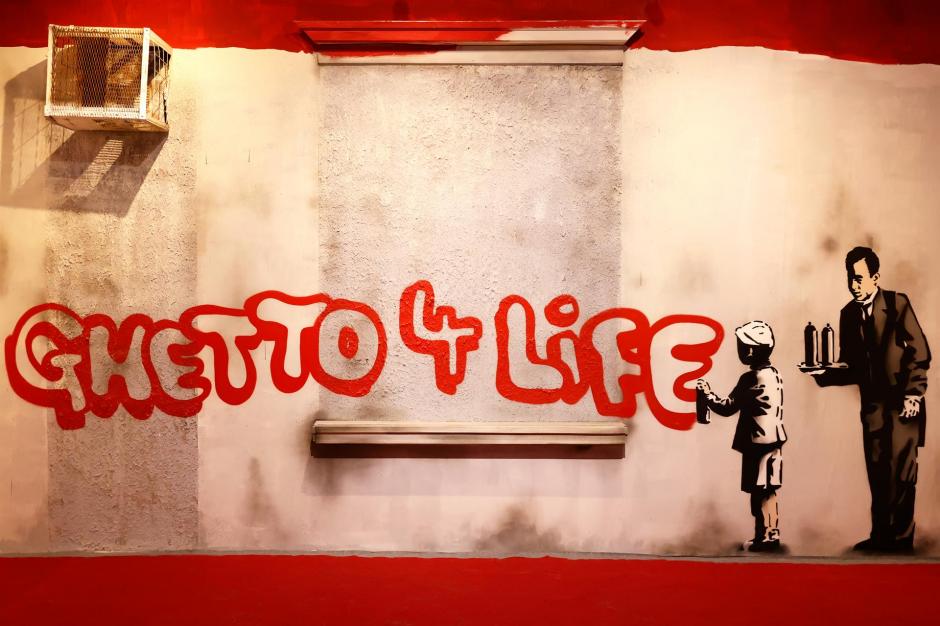 La exposición 'The Art of Banksy: Without Limits', que rinde tributo al enigmático y popular grafitero británico