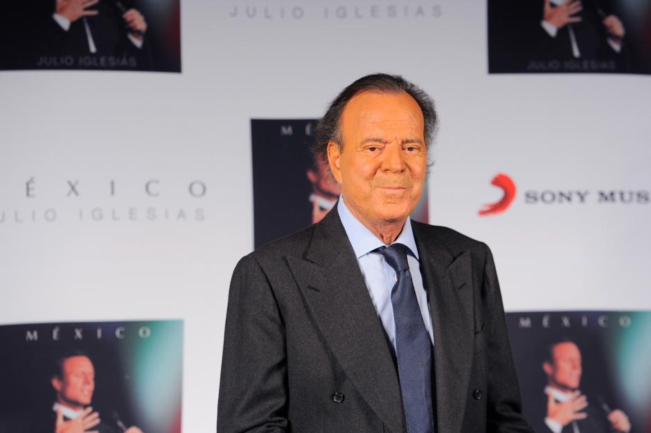 Julio Iglesias attends a press conference to launch his  album 'Mexico' and celebrate his 72nd birthday in Mexico City, Mexico.
