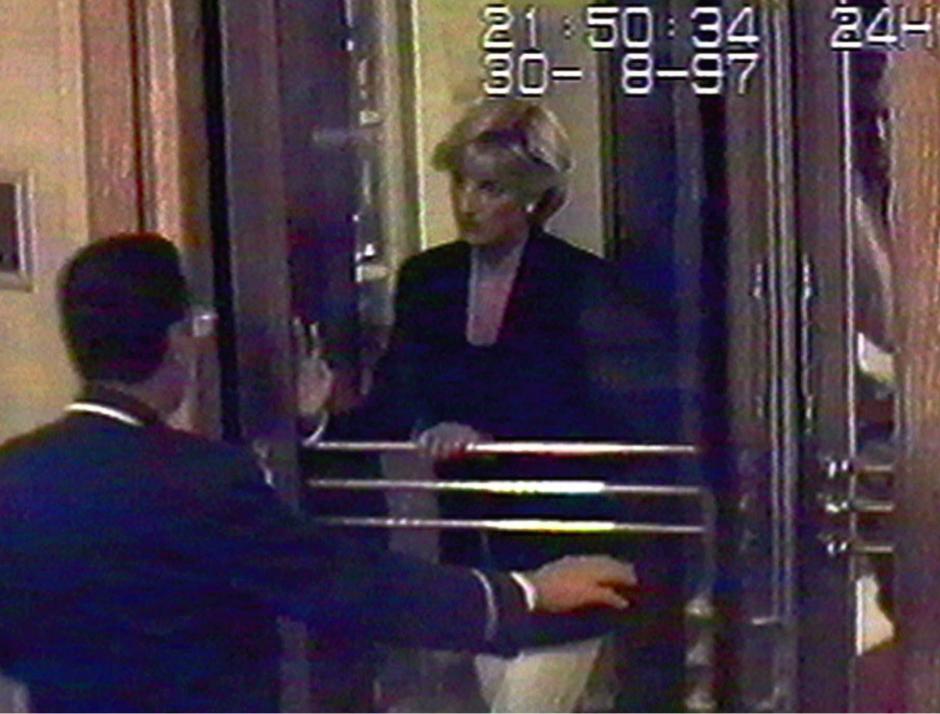 Britain's Diana, Princess of Wales, arrives at the Ritz Hotel in Paris Saturday, Aug. 30, 1997 in this picture made from a security video. Just hours later, the Princess along with her boyfriend Dodi Fayed and their chauffeur died from injuries sustained in a car crash in Paris in the early hours of Sunday morning Aug. 31. Princess Diana's funeral will take place at London's, Westminster Abbey on Saturday. (AP Photo/APTV) *** Local Caption *** PRINCESA DIANA DE GALES SALIENDO DEL HOTEL RITZ EN PARIS ANTES DE SU ACCIDENTE EN COCHE