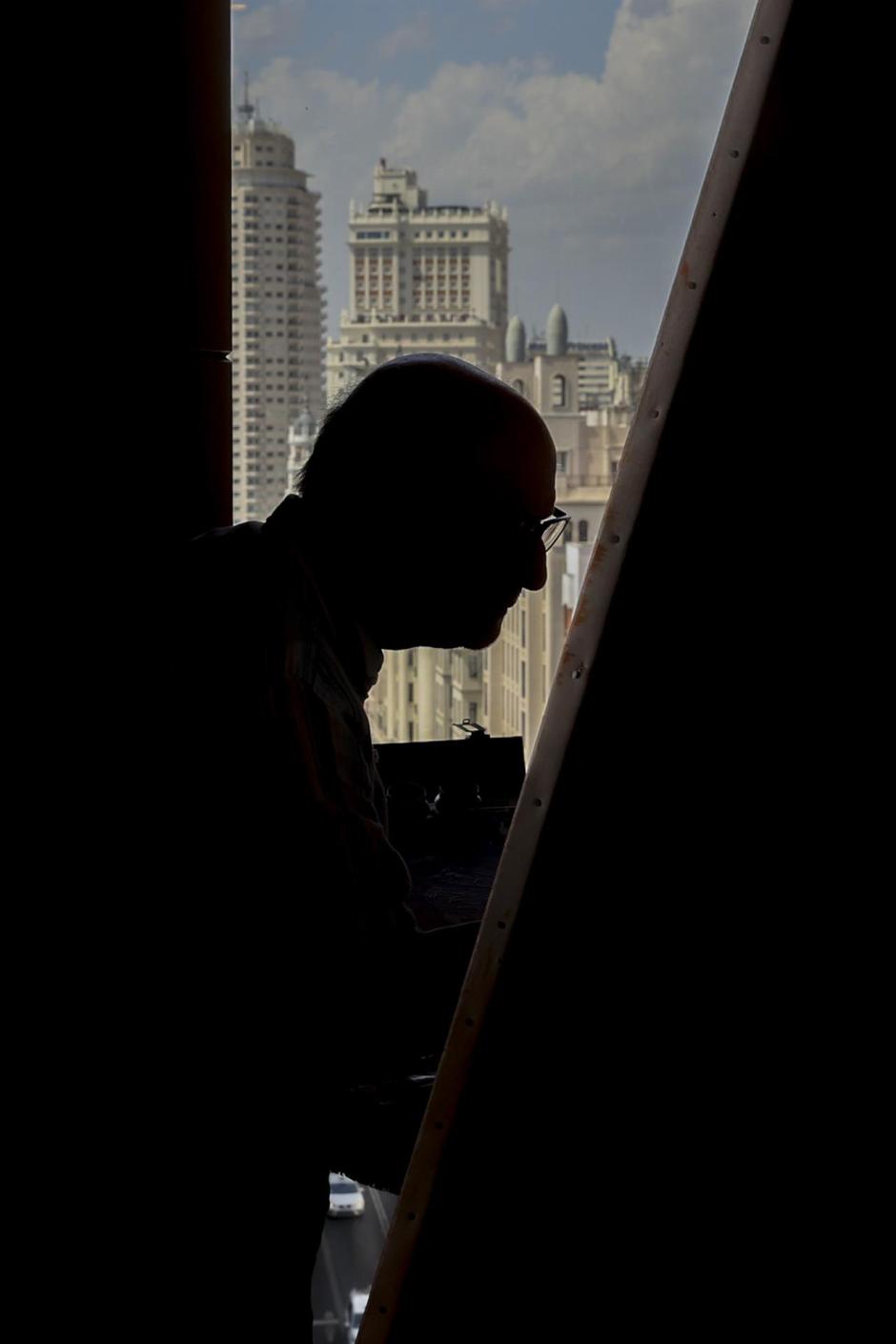 Antonio López pintando en Callao