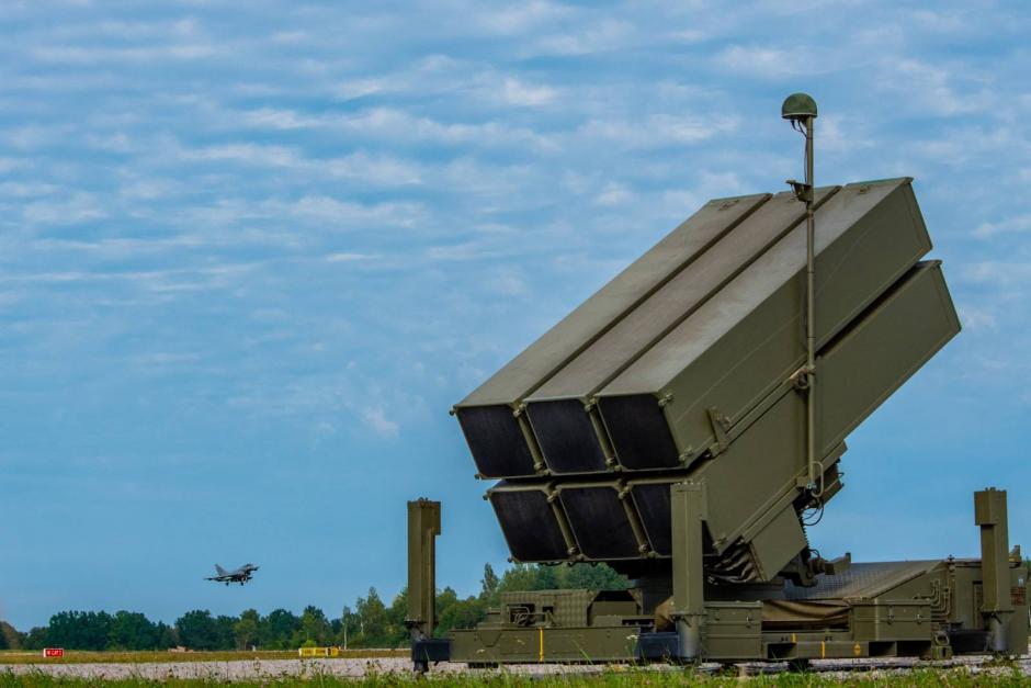 La batería de misiles Nasams desplegad en Letonia