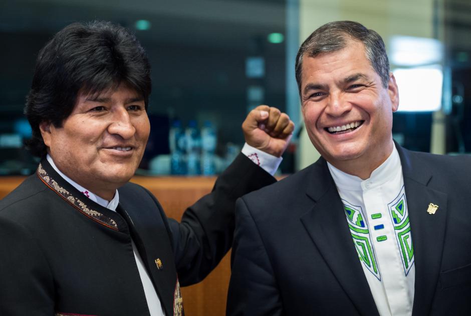 El expresidente boliviano Evo Morales y el expresidente ecuatoriano Rafael Correa en Bruselas (2015)