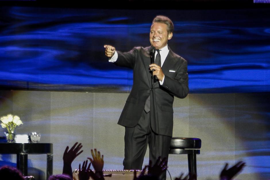 Singer Luis Miguel performing in Sevilla on Thursday , 05 July 2018