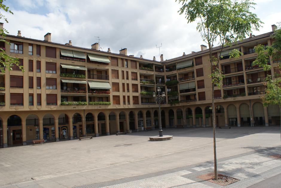 Plaza Barandiarán de Ordizia, también conocida como Plaza Yoyes porque ahí fue asesinada la ex miembro de ETA