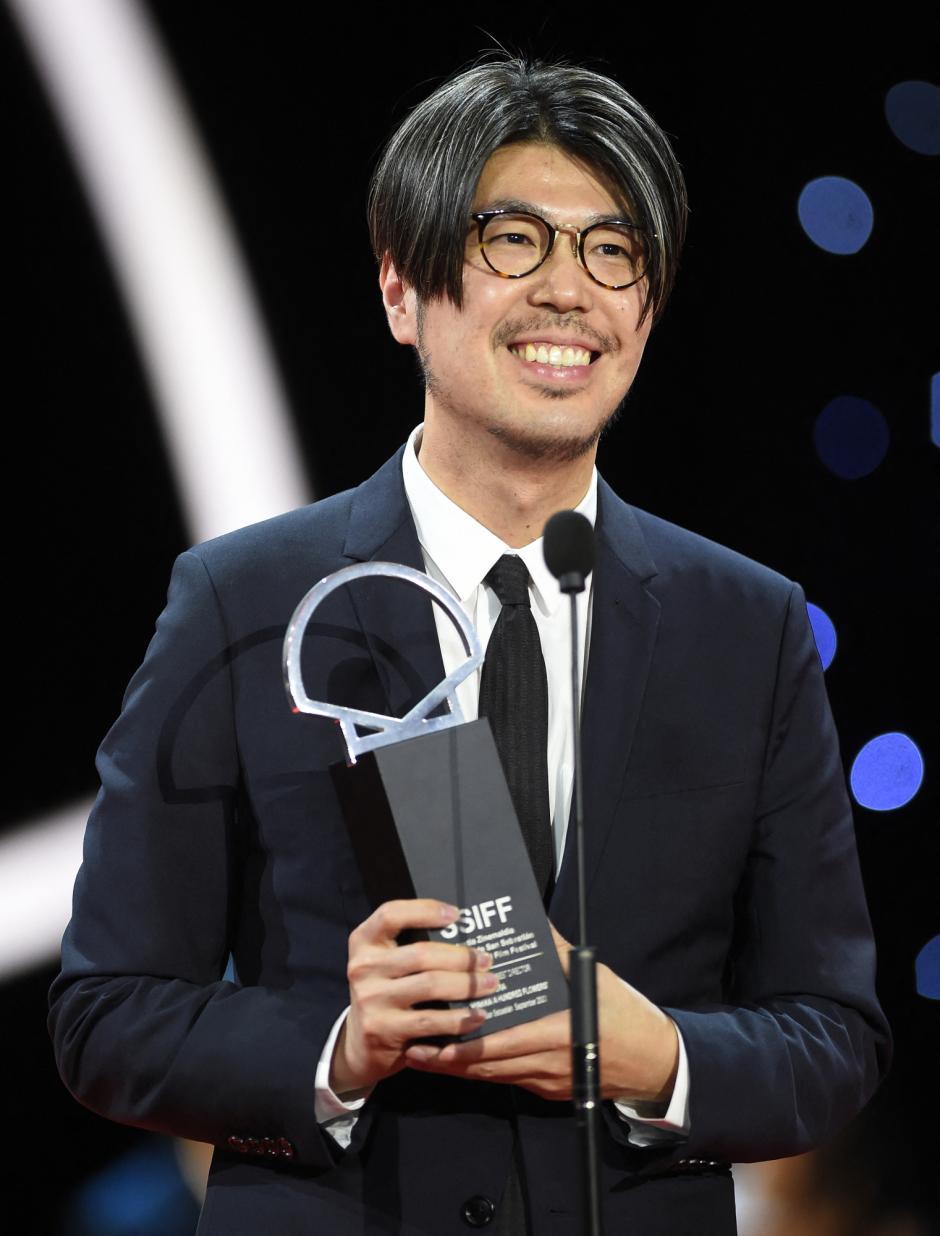 Genki Kawamura recibe la Concha de Plata como mejor director