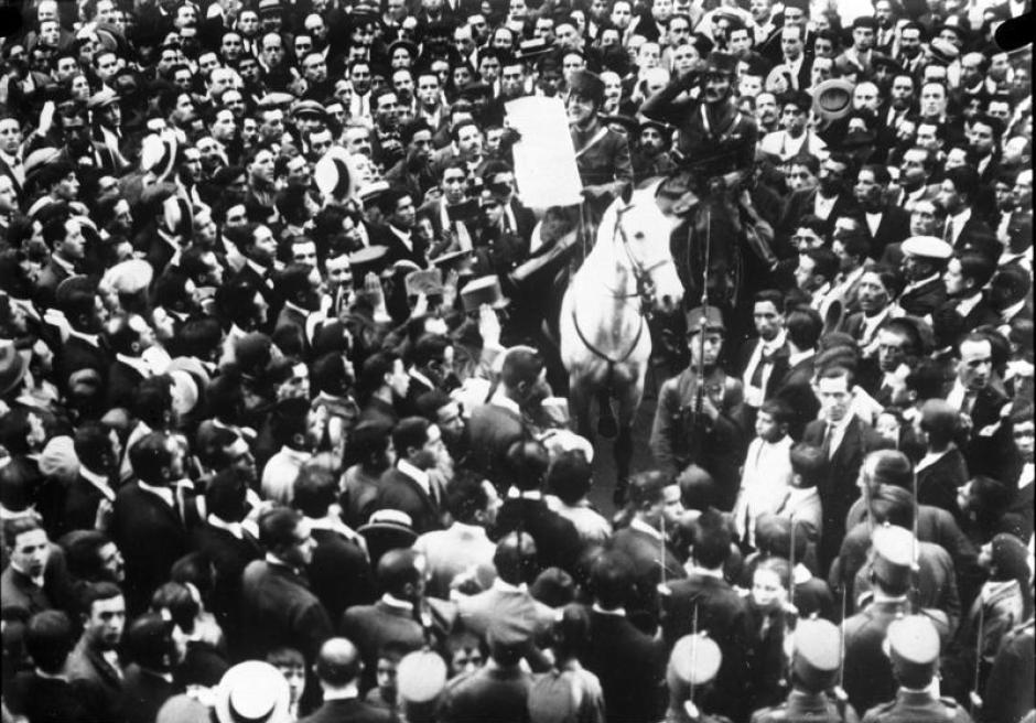 Anuncio del gobierno de Primo de Rivera en 1923 en Madrid