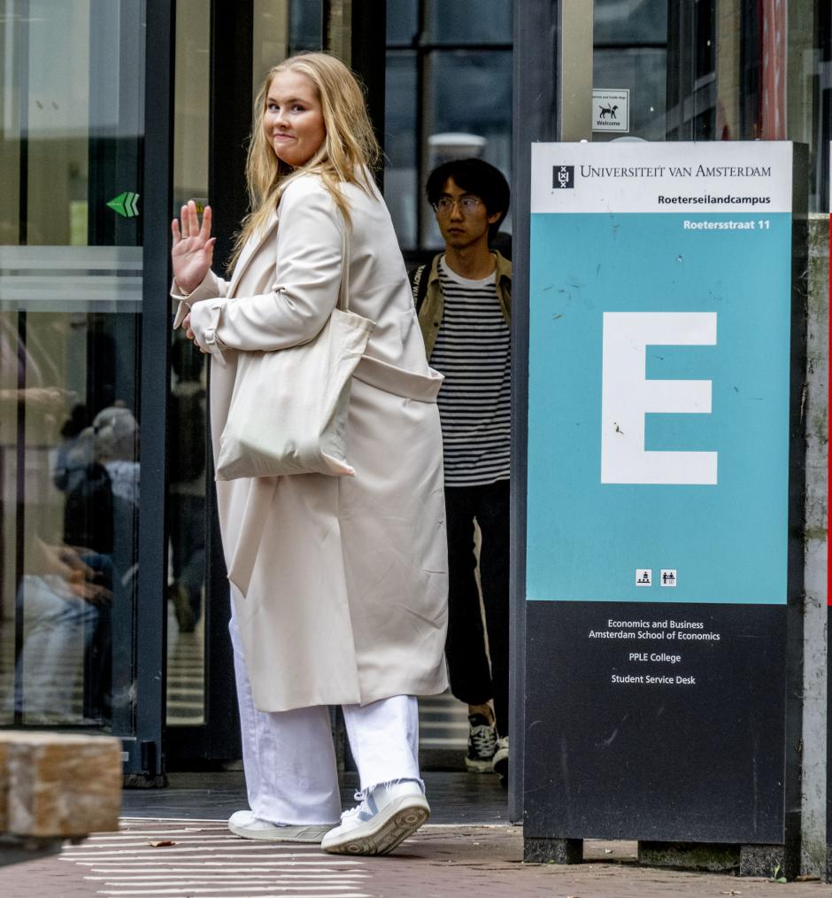 Princess Amalia Princess of Orange during her first study day at at the University of Amsterdam , September 5, 2022.