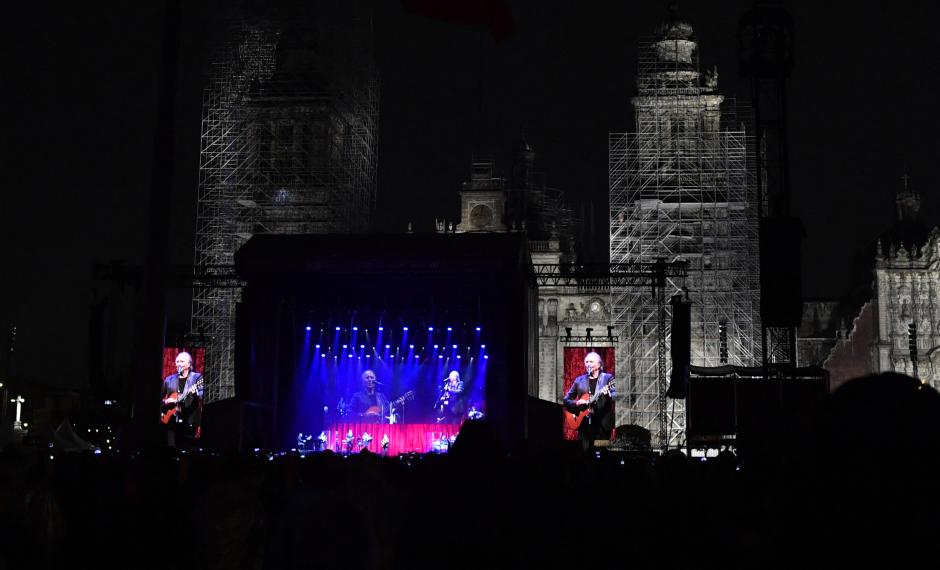 El concierto de Serrat en la Plaza del Zócalo, en México