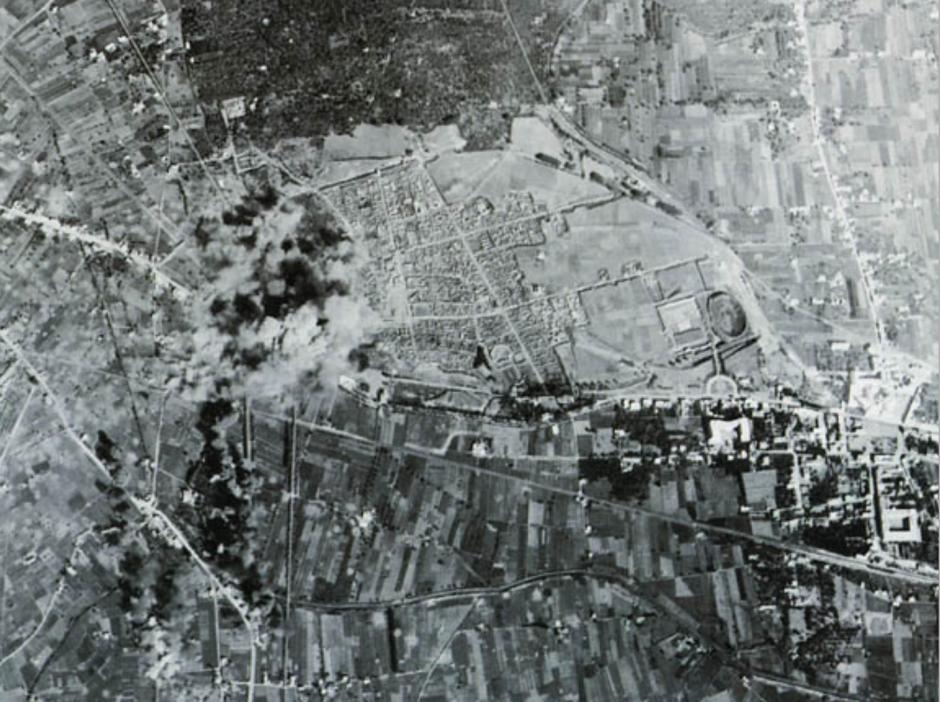 Imagen aérea del bombardeo de Pompeya