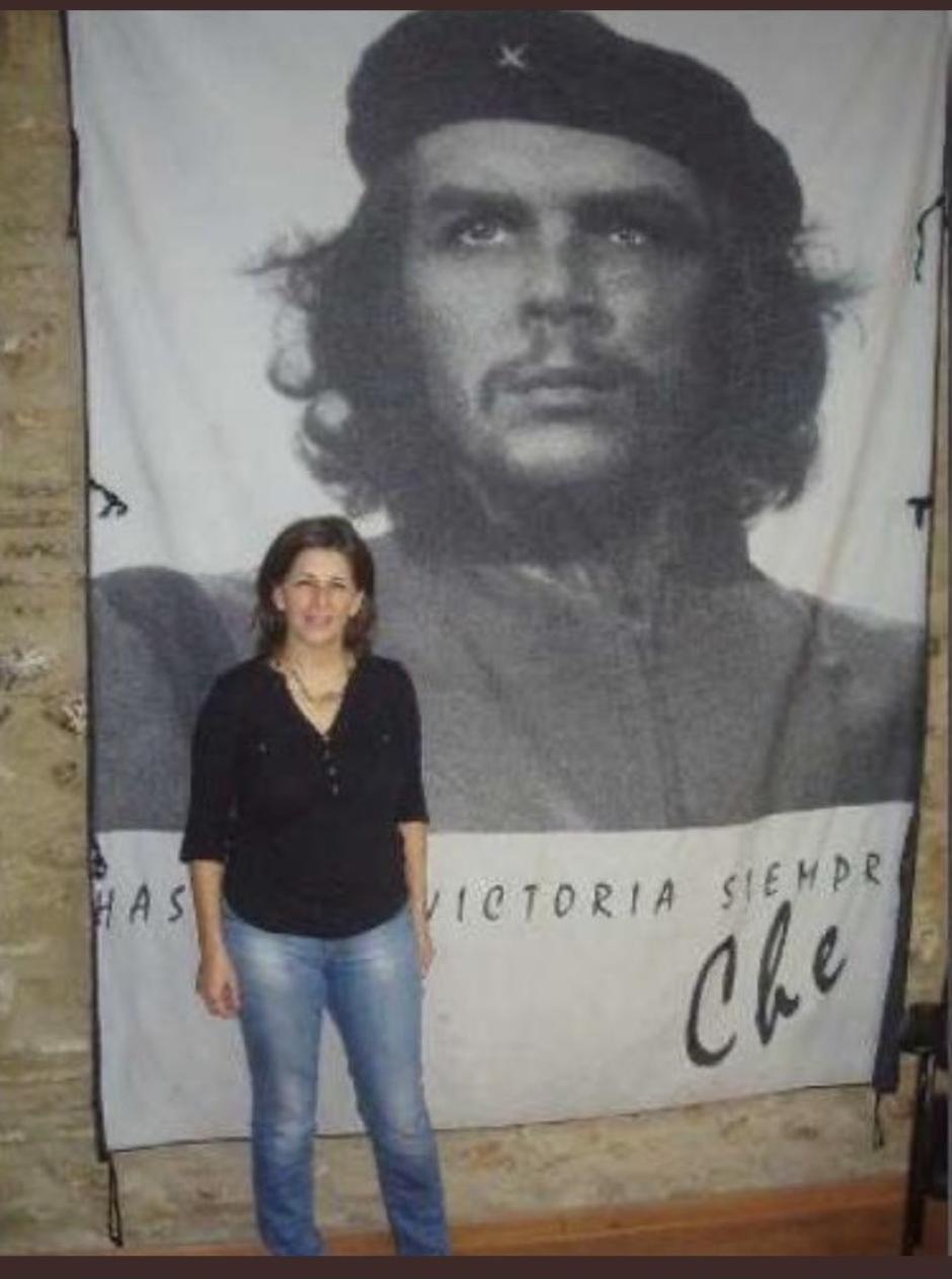 La imagen de Yolanda Díaz junto a un poster de Guevara que circula por Twitter
