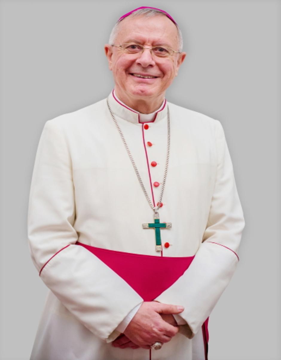Obispo Paul Hinder