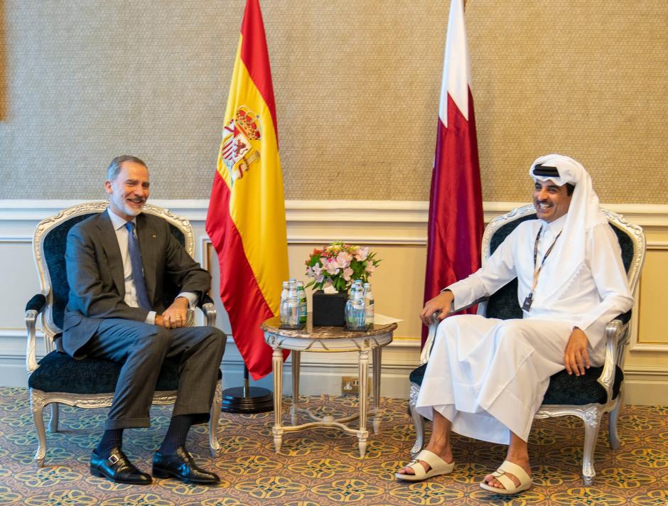 Emir of Qatar Sheikh Tamim bin Hamad al Tani receives Felipe VI of Spain, who visits Doha to support the Spanish team playing at FIFA-World Cup Qatar 2022, in Doha, Qatar on November 23, 2022. Photo by Balkis Press/ABACAPRESS.COM