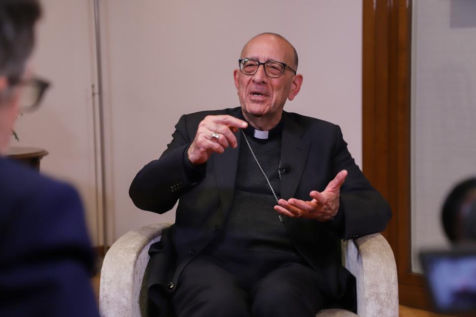 El cardenal Juan José Omella, durante su entrevista con El Debate