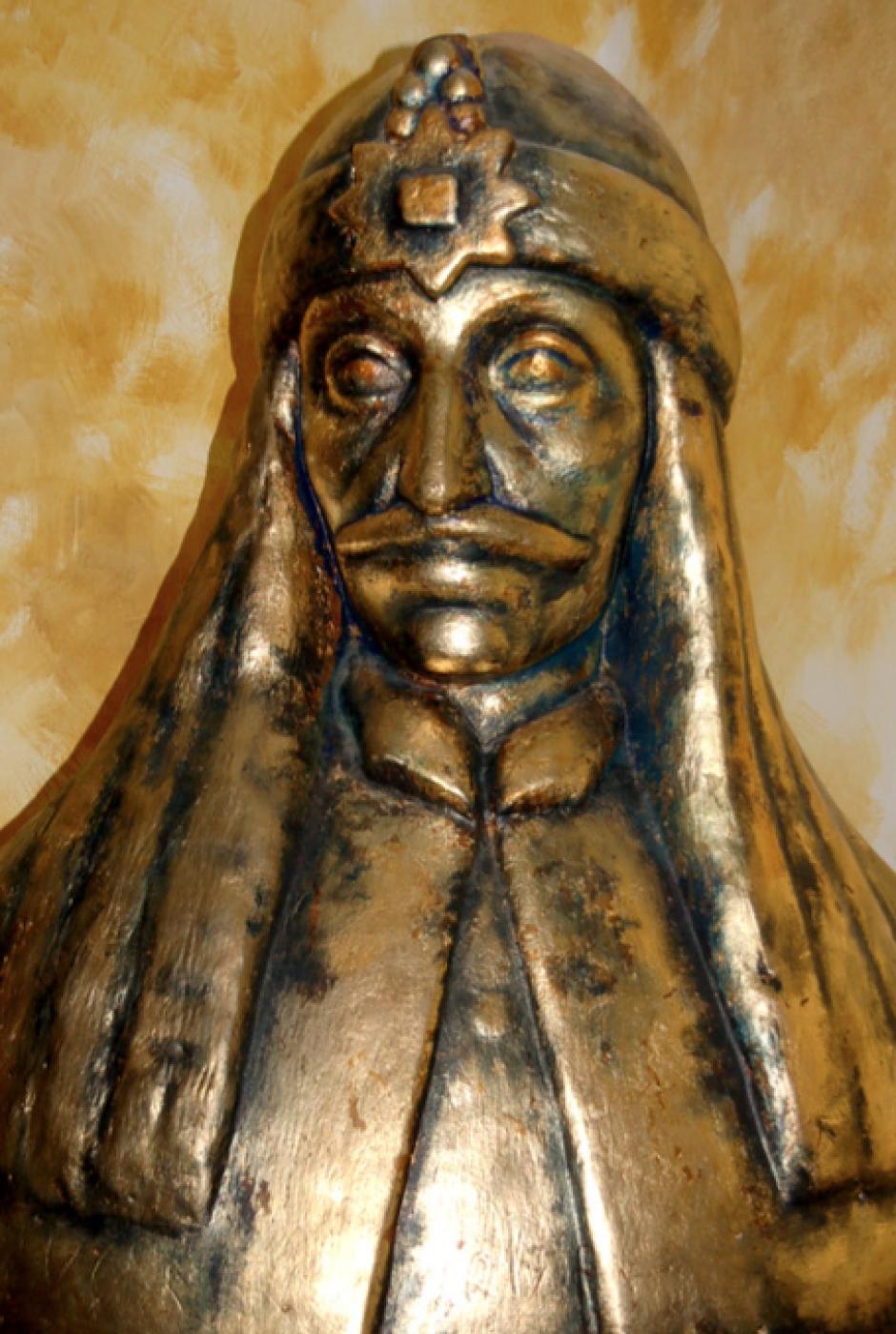 Estatua de bronce de Drácula