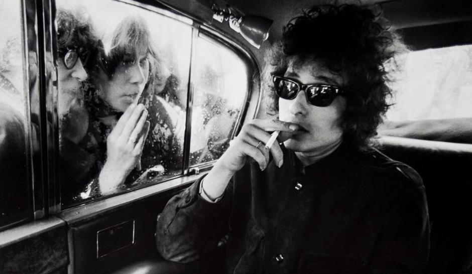Bob Dylan, en una de las míticas imágenes de Barry Feinstein
