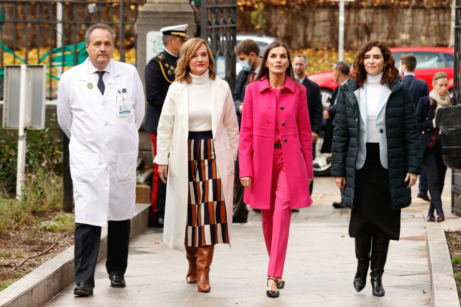Spanish Queen Letizia and Isabel Diaz Ayuso during a visit to NiñoJesus Hospital for Yo Cuento Project in Madrid on Wednesday, 21 December 2022.