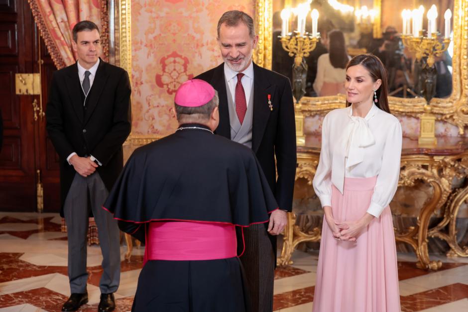El Rey Felipe VI y la Reina Letizia reciben al nuncio apostólico, monseñor Bernardito Cleopas Auza