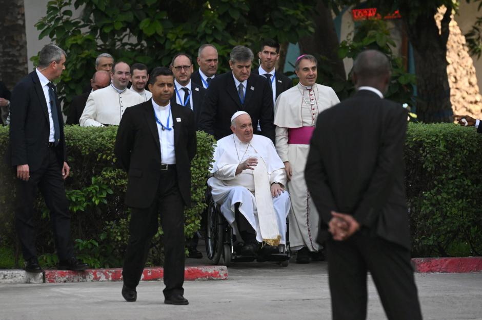El Papa Francisco, despidiéndose del Congo