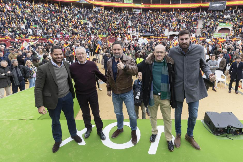 Ignacio Garriga, José Antonio Ortega Lara, Santiago Abascal, Luis Gestoso y José Ángel Antelo en Murcia