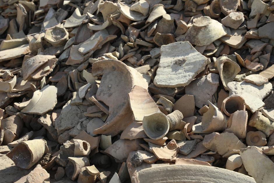Fragmentos de cerámica hallados en la excavación