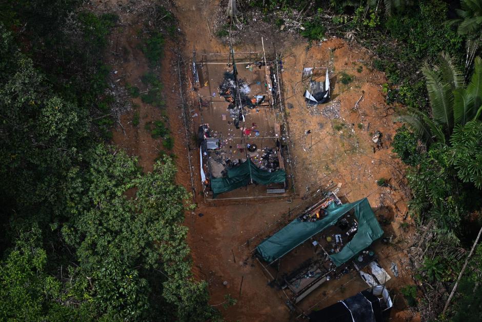 Vista aérea de un campamento de mineros ilegales en Itaituba (Brasil)