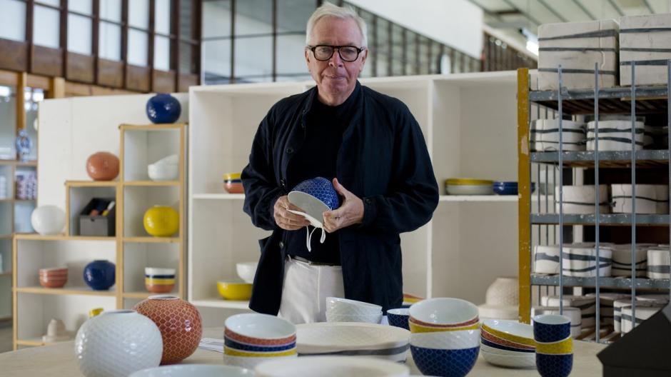 David Chipperfield, en la presentación de la colección que diseñó para la cerámica de Sargadelos