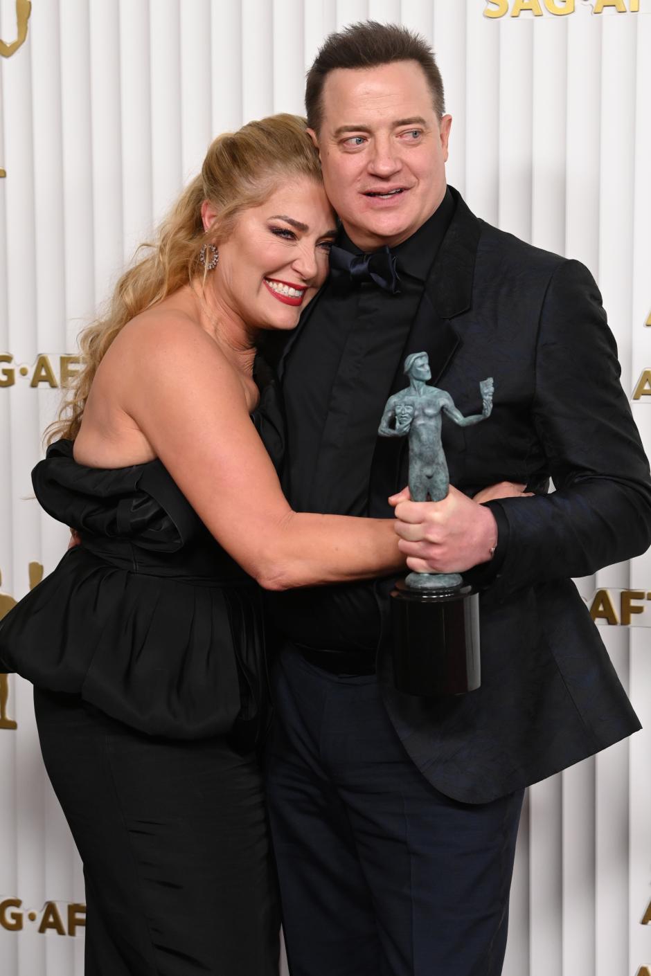 Actor Brendan Fraser and Jeanne Moore at the 29th  annual Screen Actors Guild ( SAG ) Awards in Los Angeles, California on Sunday, February 26, 2023.