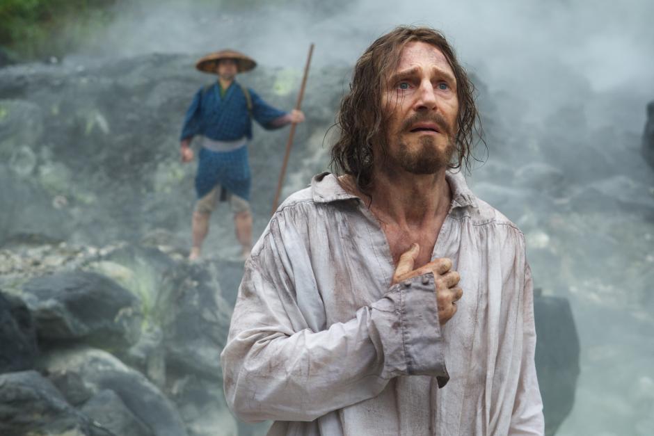 Liam Neeson como el Padre Ferreira en 'Silencio, película de Martin Scorsese