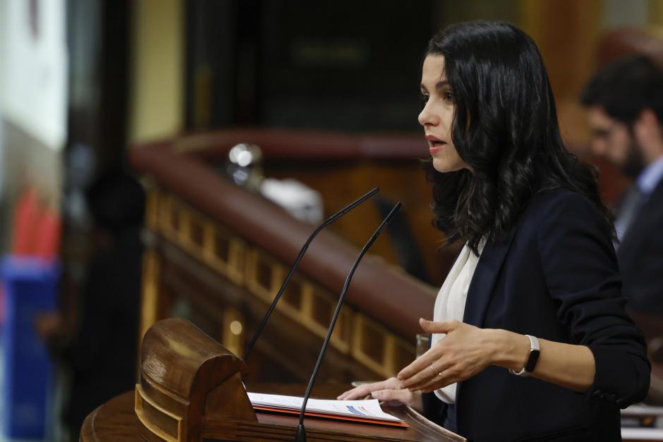 La diputada de Ciudadanos Inés Arrimadas interviene durante el debate de la moción de censura de Vox