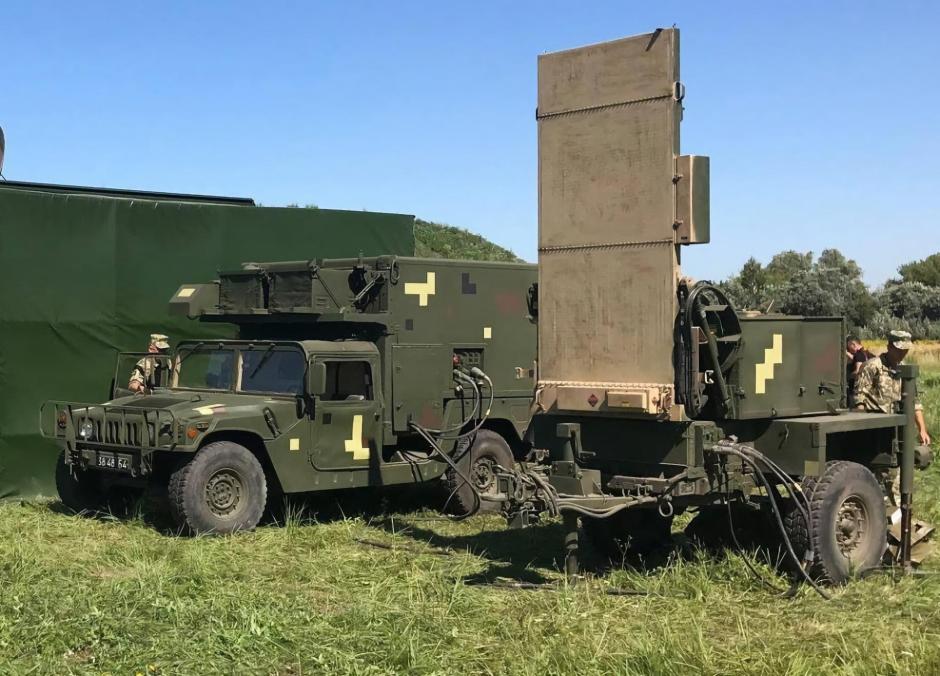 Sistema Firefinder de fabricación estadounidense desplegado en Ucrania