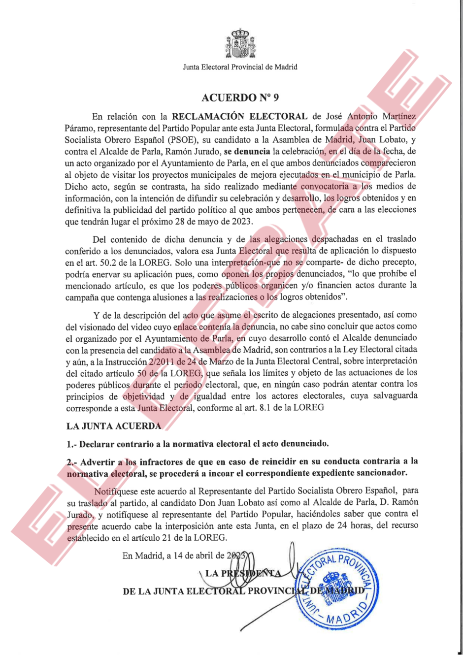 Resolución de la Junta Electoral donde avisa a Juan Lobato y al alcalde socialista de Parla que de continuar se les abrirá un expediente