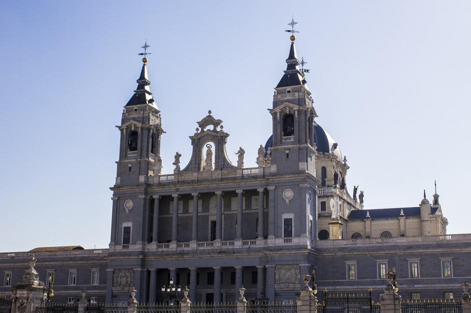 La Almudena