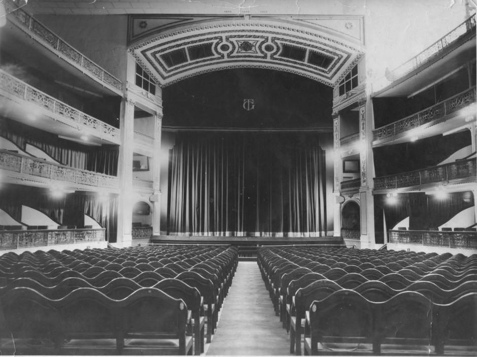 Interior del Gran Teatro antes de la reforma