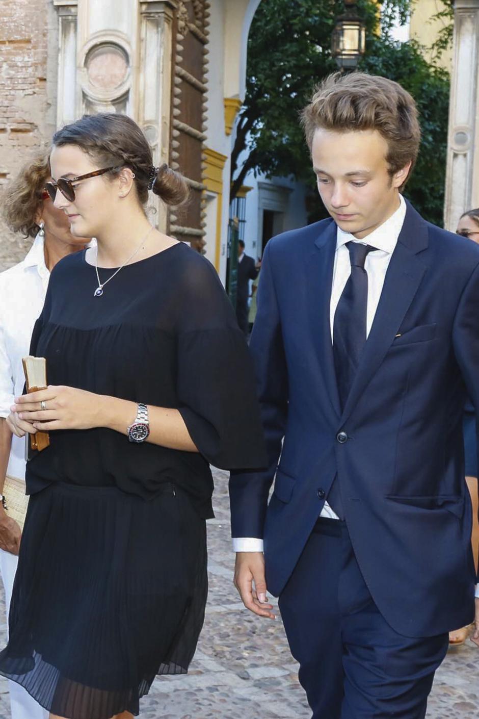 Victoria Elisabeth von Hohenlohe Langenburg, y Alexander von Hohenlohe Langenburg durante el entierro del Duque de Medinacelli, Marco de Hohenlohe en Sevilla.
19/08/2016