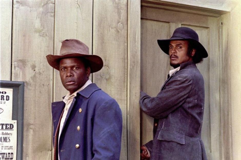 Sidney Poitier y Harry Belafonte en la película 'Buck y el farsante'
