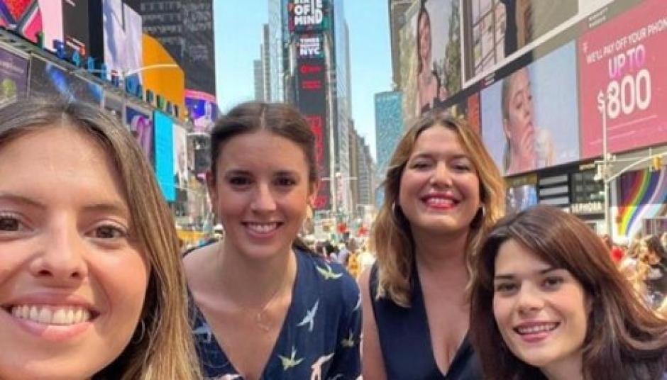 La polémica foto de Montero y sus amigas en su otro viaje a Nueva York