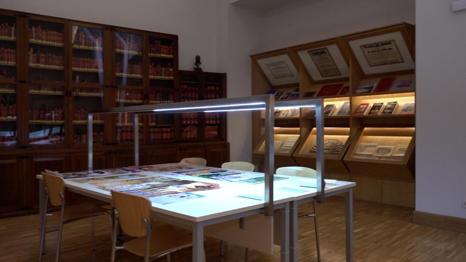 La Biblioteca Carriquiri alberga 18.000 obras