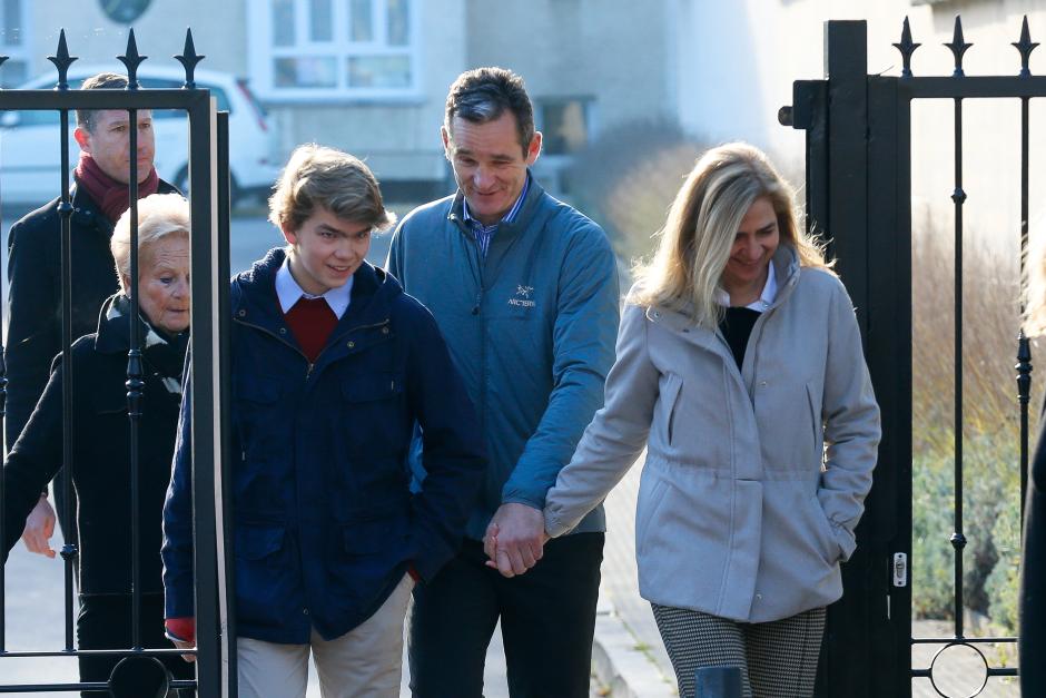 Cristina de Borbon with Iñaki Urdangarin and sons in Vitoria on Wednesday, 25 December 2019