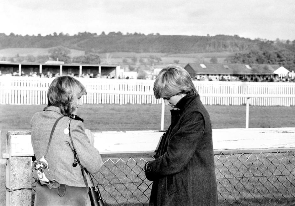 Camilla Parker-Bowles (left) and Lady Diana Spencer (later the Princess of Wales) at Ludlow racecourse