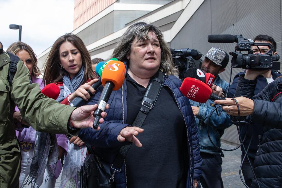 Esther García, lawyer for the alleged victim of Dani Alves leaving the city of justice in Barcelona 17 April 2023.
