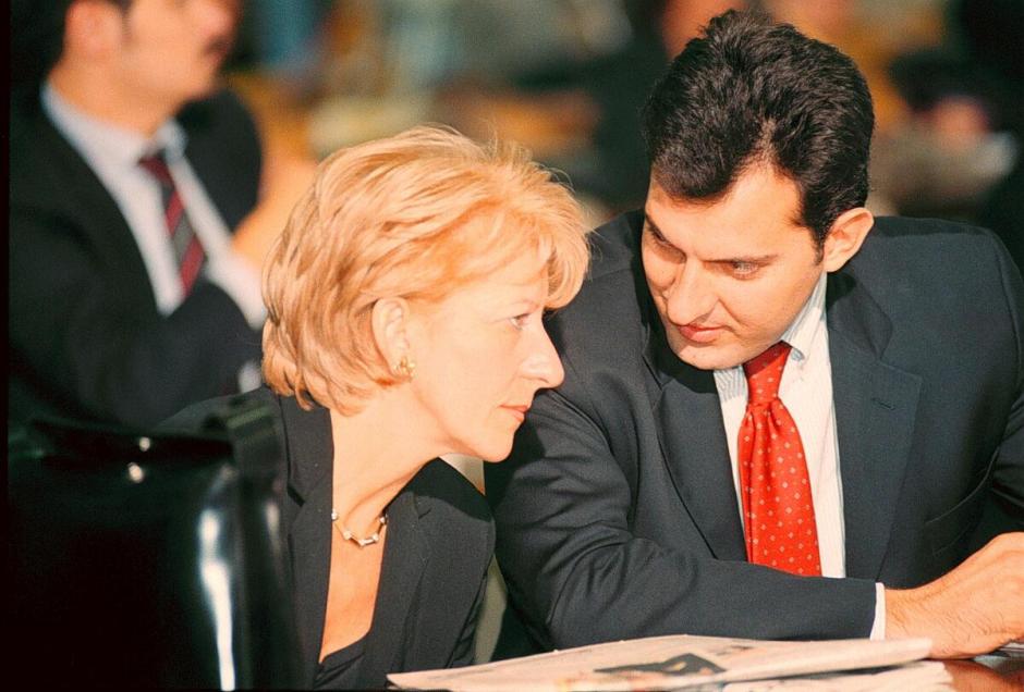 Gemma y Luigi Calabresi durante los juicios por el asesinato del comisario Luigi Calabresi, en 1999