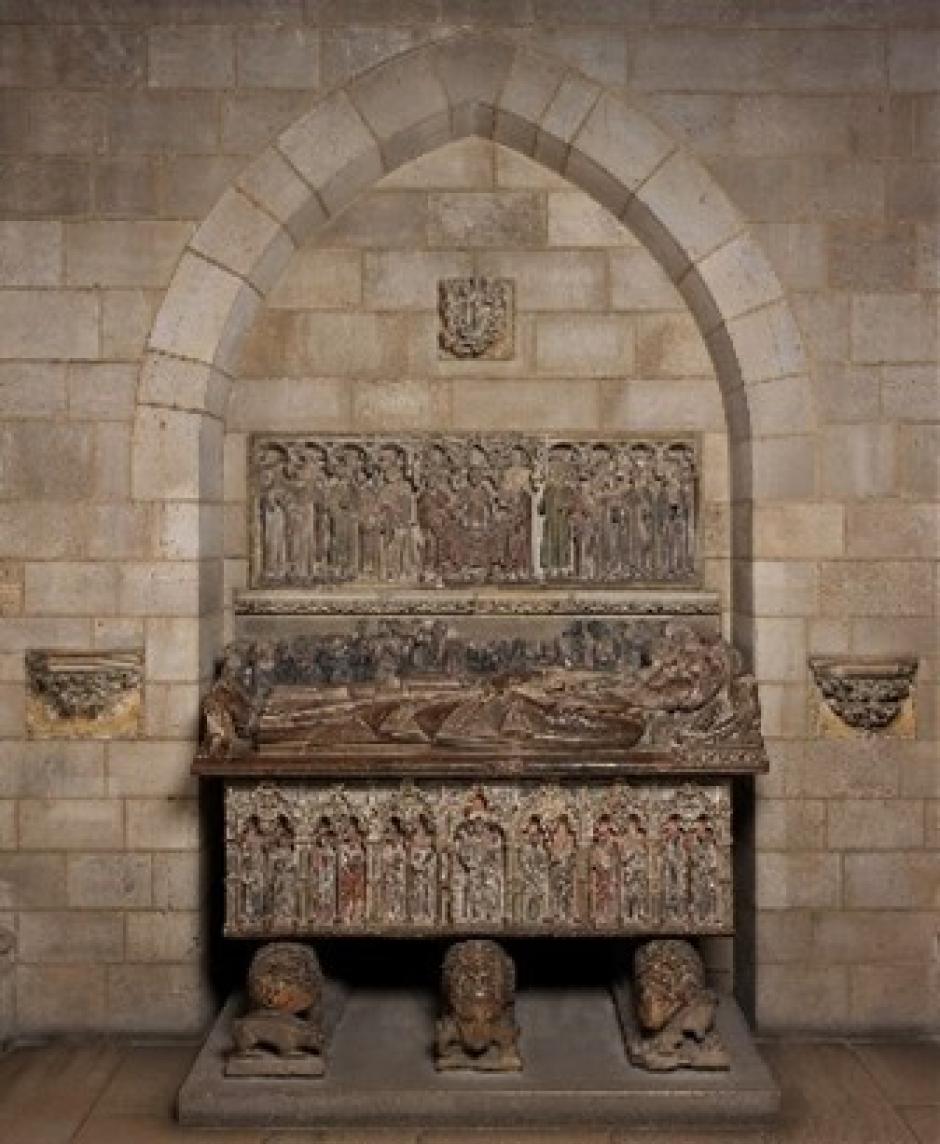 Sepulcro de Ermengol VII, conde de Urgel, h. 1300-1350, galería gótica del MET.