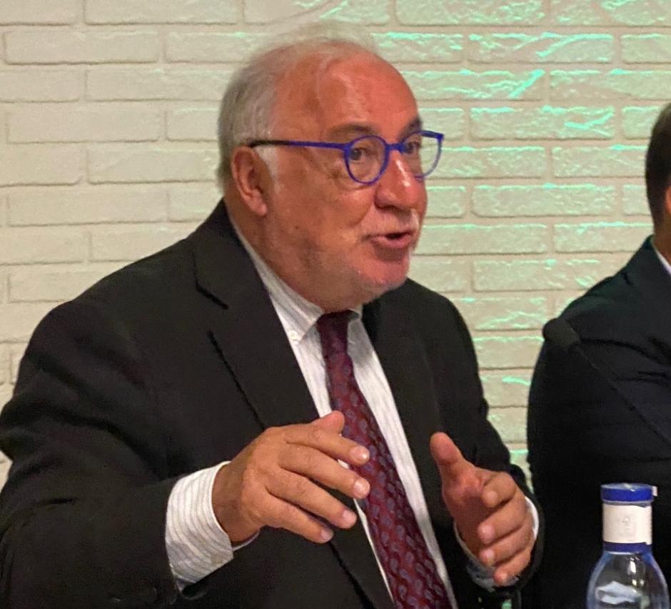 Pere Navarro durante una intervención reciente