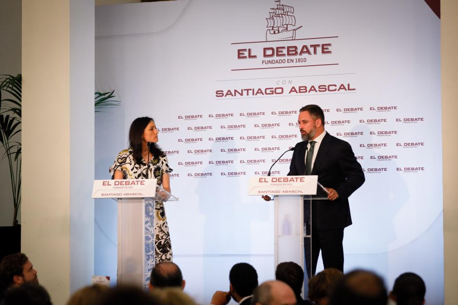 Ana Martin y Santiago Abascal, en una nueva edición de El Debate con...