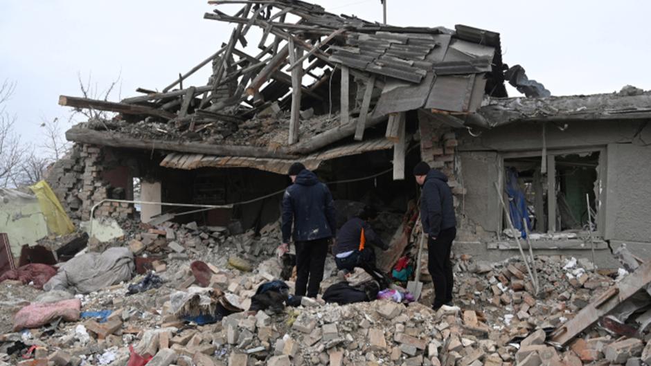 Imagen de archivo de varias casas fueron destruidas cerca de Leópolis, al oeste de Ucrania