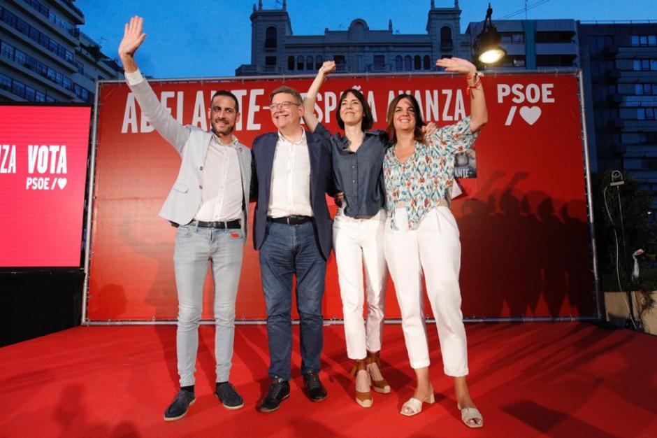 Ximo Puig y Diana Morant, junto a Sandra Gómez y Carlos Martínez Bielsa en el inicionde campaña del PSPV-PSOE
