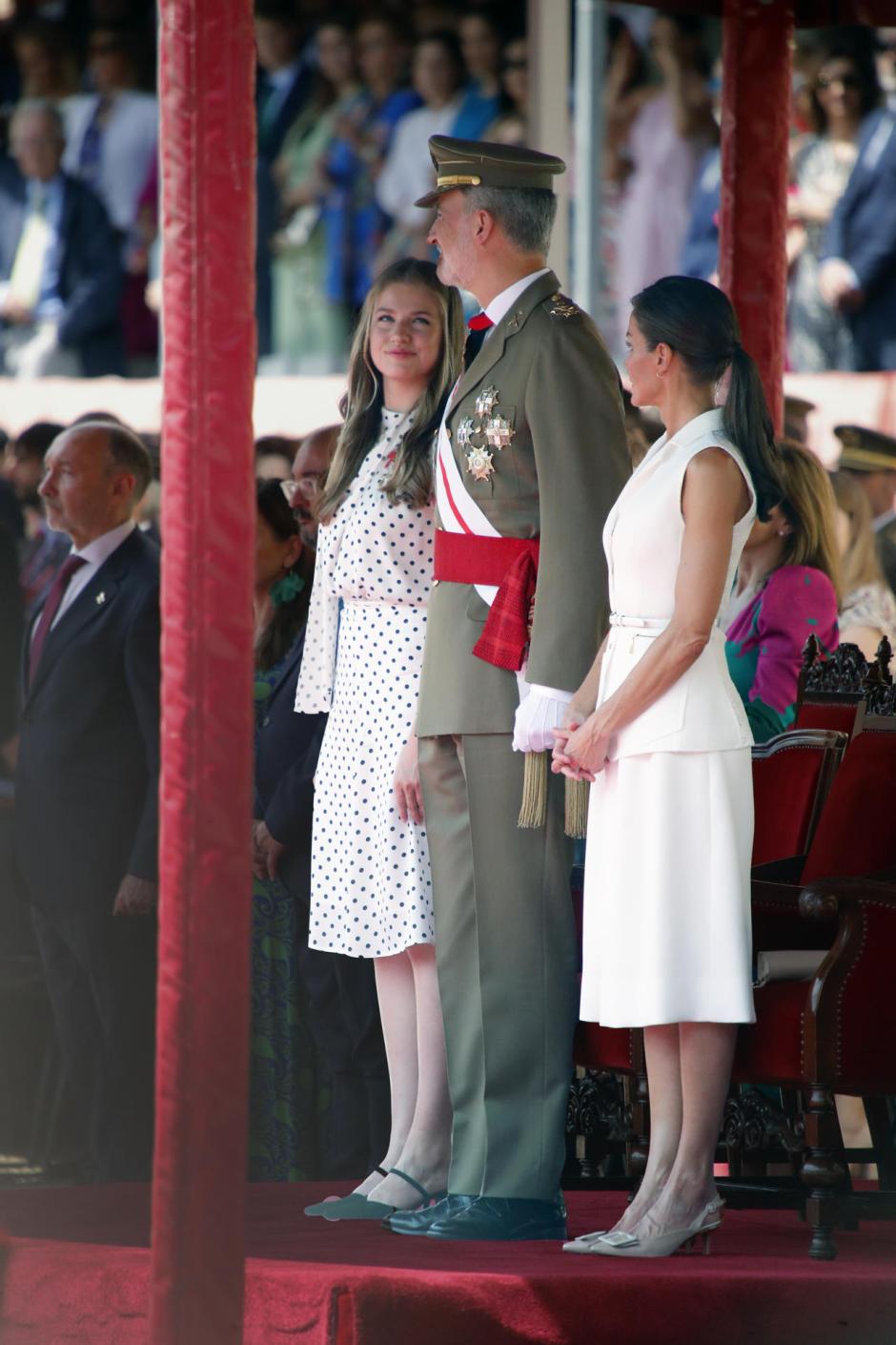 Los Reyes Felipe y Letizia junto a la Princesa Leonor