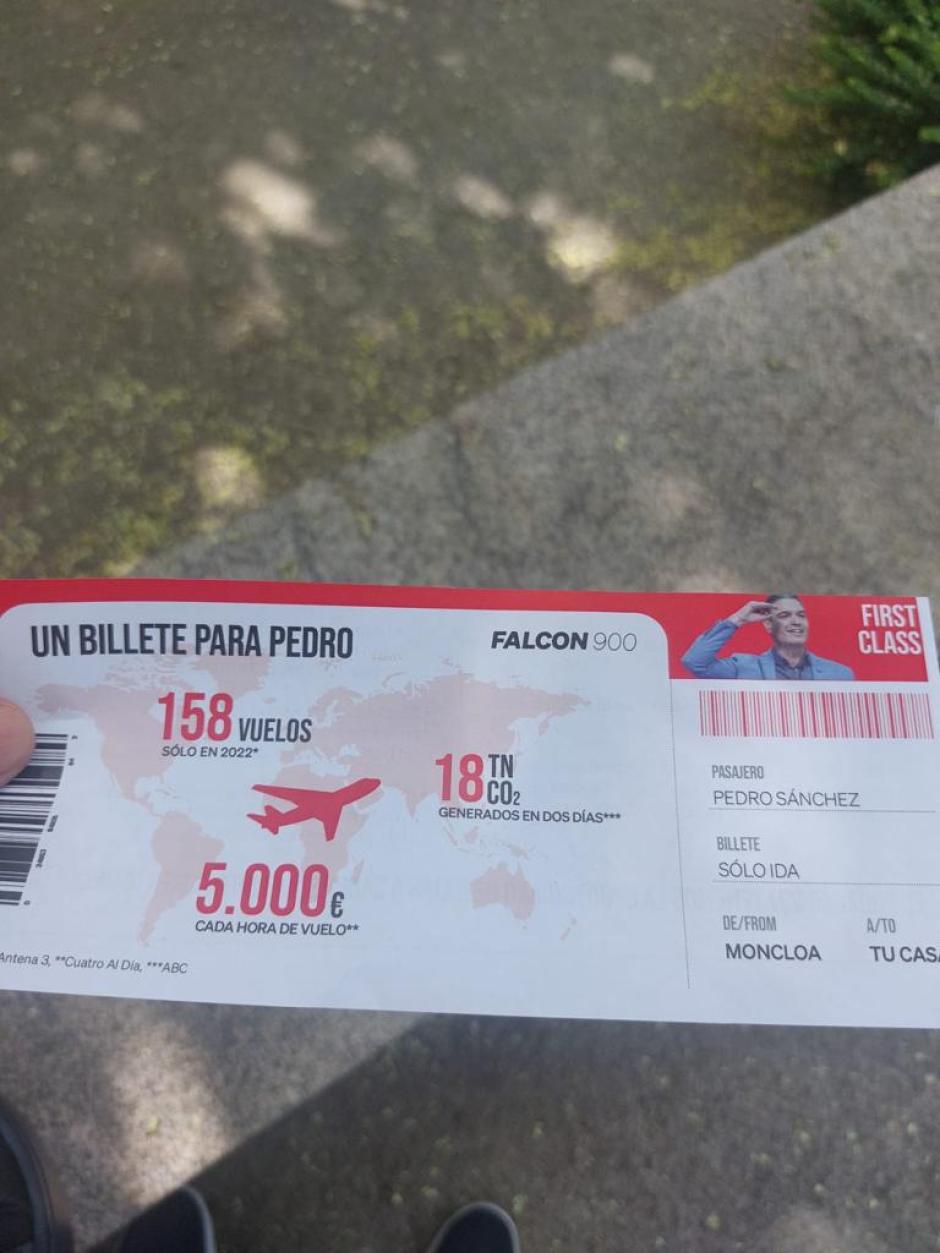 Réplica del Billete con los datos de uso del Falcón