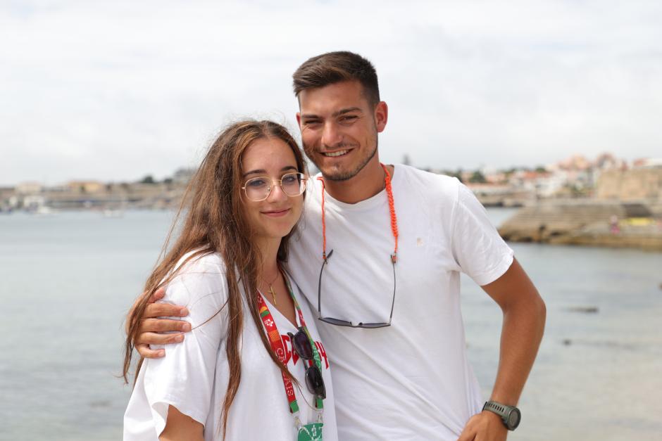 Sergio y Aurora, dos jóvenes de Granada que han acudido a la JMJ 2023